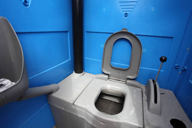 Best Luxury portable toilet rental  in Springfield, FL