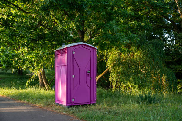 Best Portable bathroom rental  in Springfield, FL